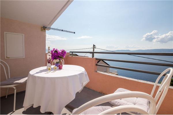 Apartment A4, for 4 persons