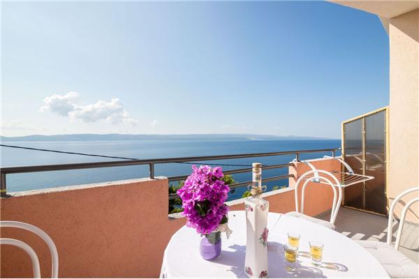 Apartment A4, for 4 persons