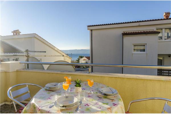 Apartment A2, for 3 persons