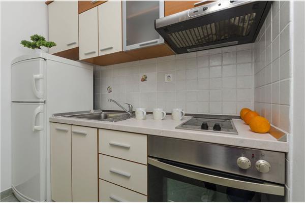 Apartment A2, for 3 persons