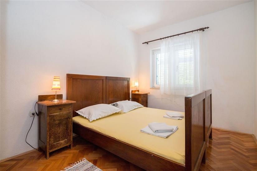 Apartment A1, for 7 persons
