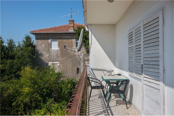 Apartment A2, for 7 persons