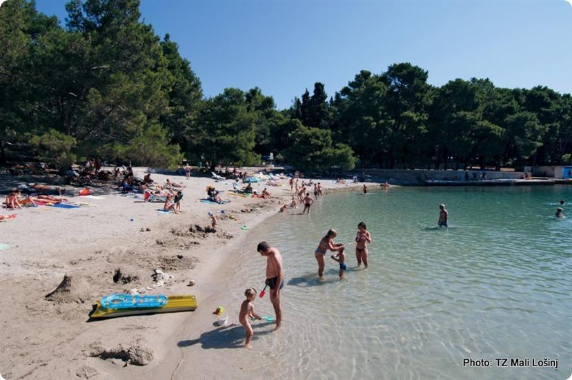 Uvala Čikat-Mali Lošinj (otok Lošinj)