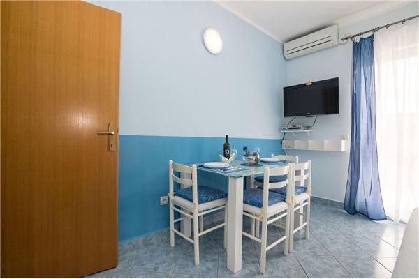 Apartment A2, for 4 persons