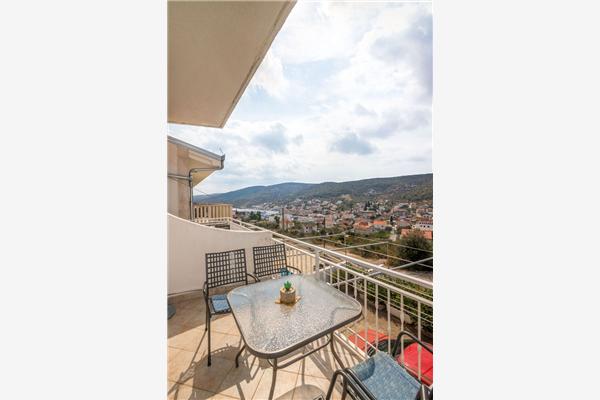 Apartment A2, for 4 persons