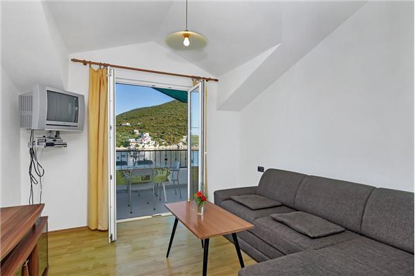 Apartment A7, for 5 persons