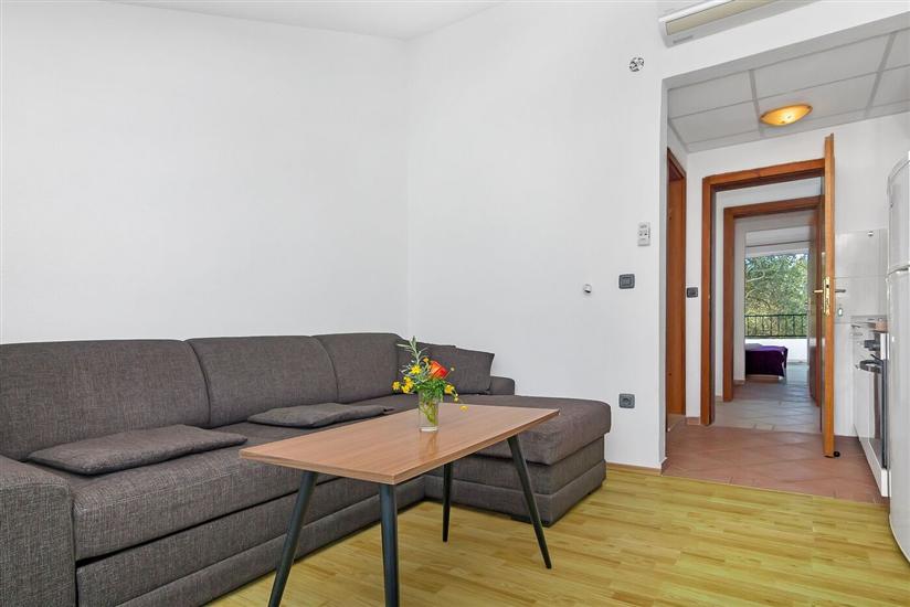 Apartment A7, for 5 persons