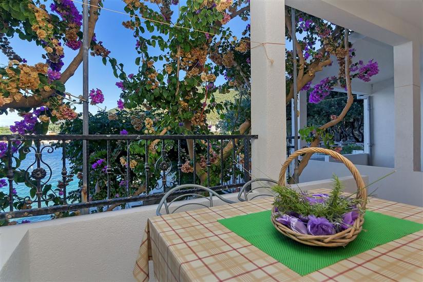 Apartment A9, for 5 persons