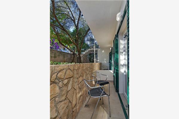 Apartment A9, for 5 persons