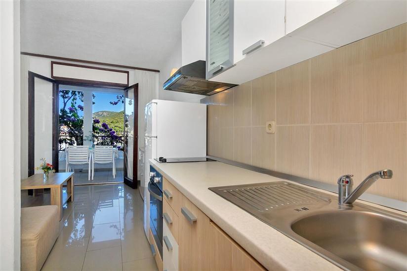 Apartment A10, for 5 persons