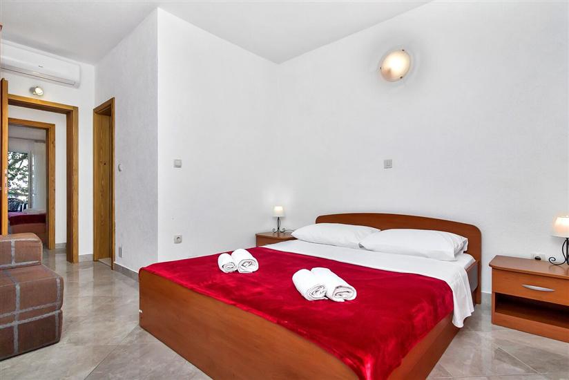 Apartment A13, for 8 persons