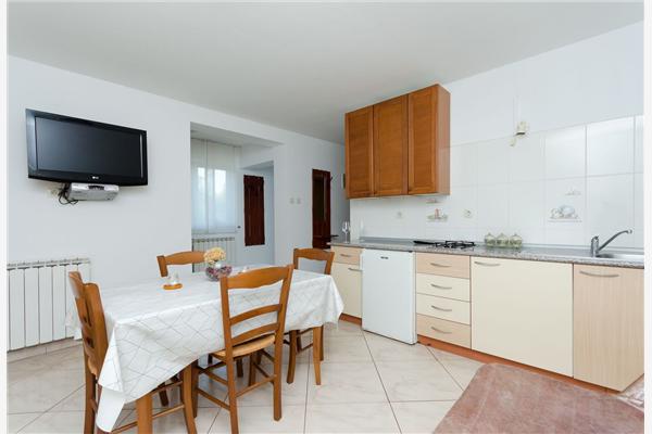 Apartment A1, for 6 persons