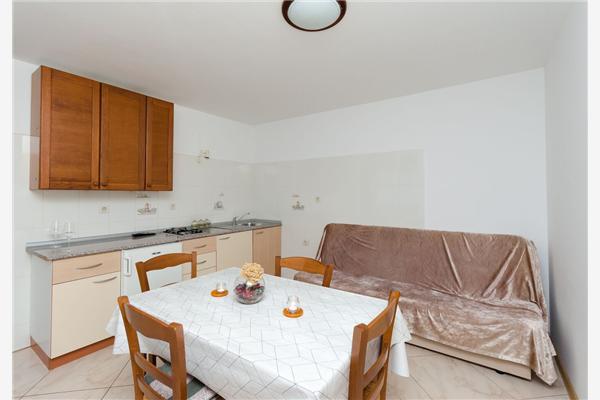 Apartment A1, for 6 persons