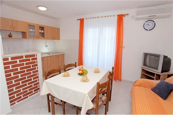 Apartment A1, for 2 persons