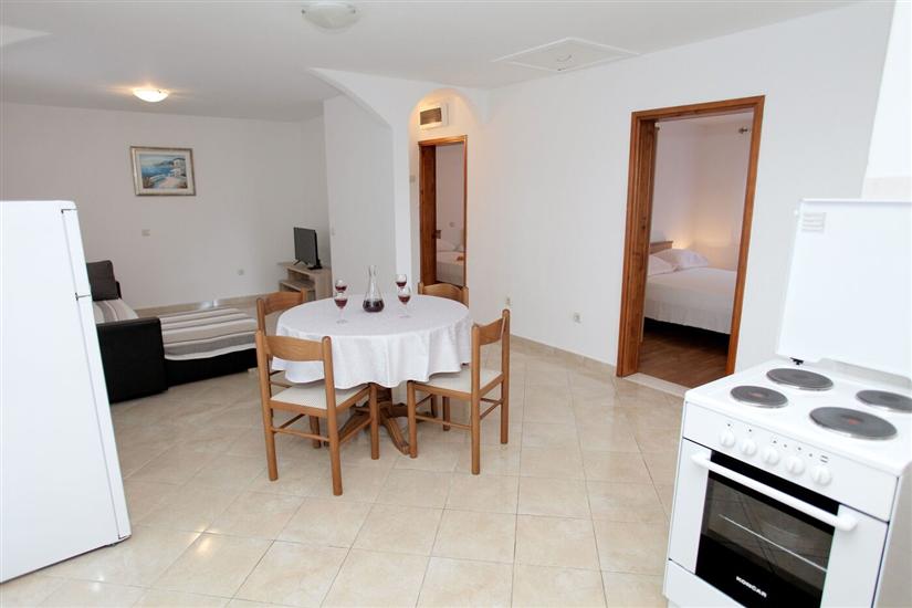 Apartment A3, for 5 persons