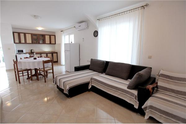 Apartment A3, for 5 persons