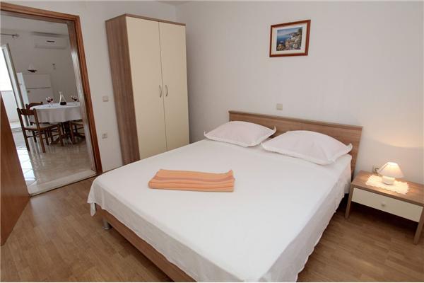 Apartment A3, for 5 persons