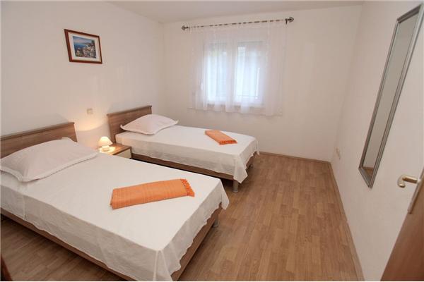 Apartment A3, for 5 persons