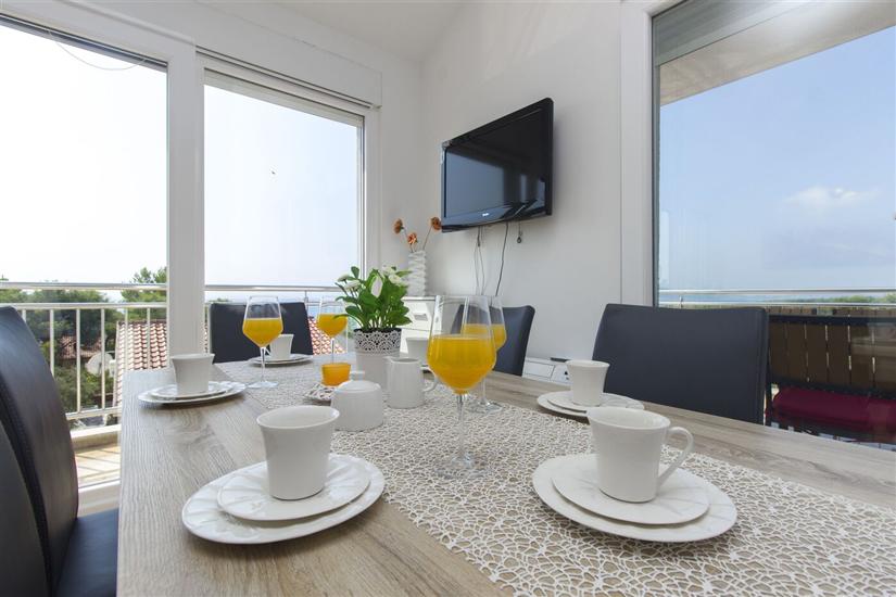 Apartment A5, for 6 persons