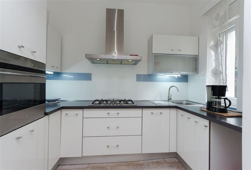 Apartment A2, for 5 persons