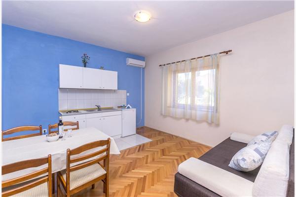 Apartment A2, for 4 persons
