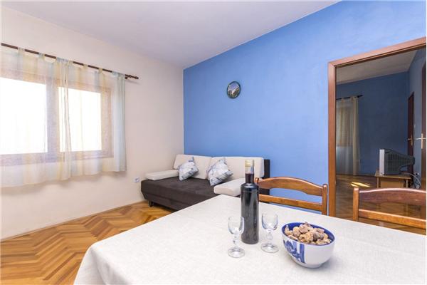 Apartment A2, for 4 persons