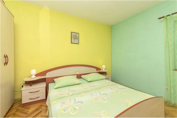 Apartment A4, for 4 persons