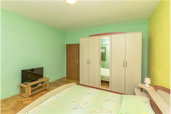 Apartment A4, for 4 persons