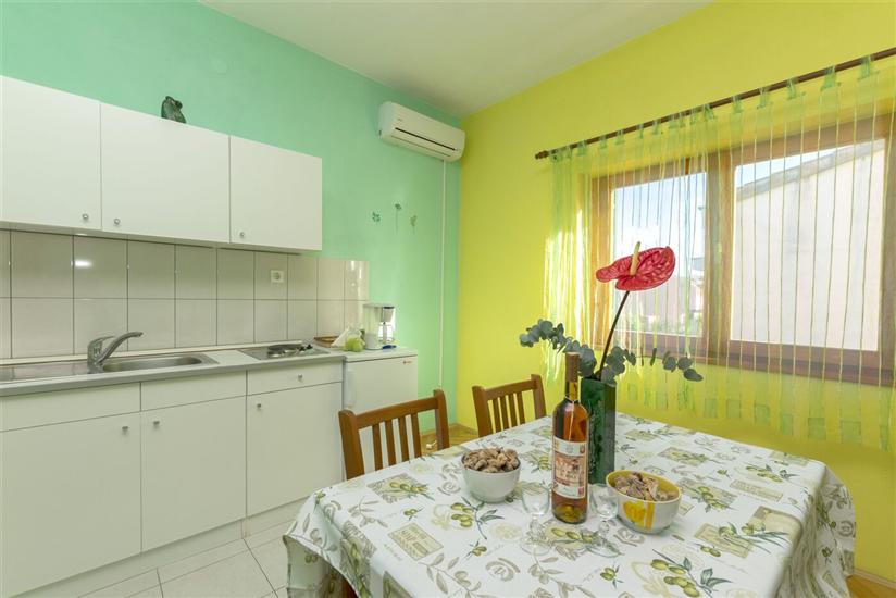 Apartment A4, for 4 persons