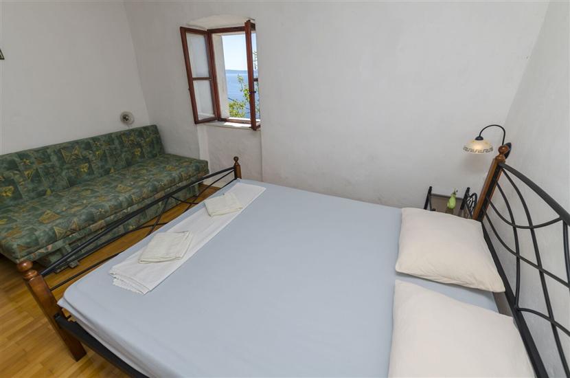 Apartment A1, for 5 persons