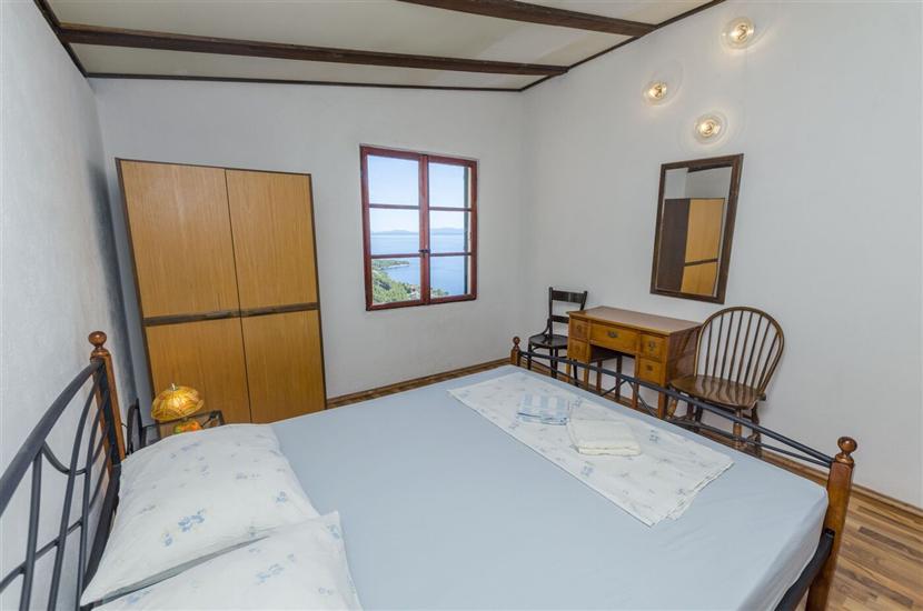 Apartment A2, for 5 persons