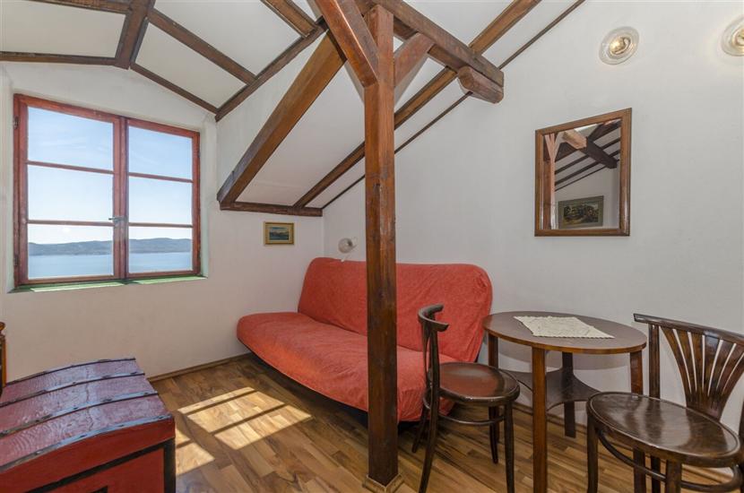 Apartment A2, for 5 persons