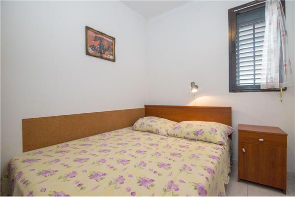 Apartment A2, for 5 persons
