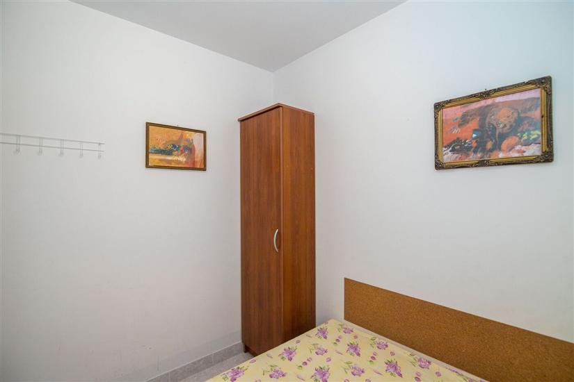 Apartment A2, for 5 persons