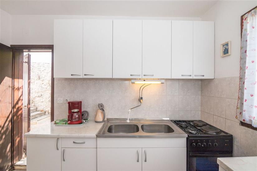 Apartment A2, for 5 persons