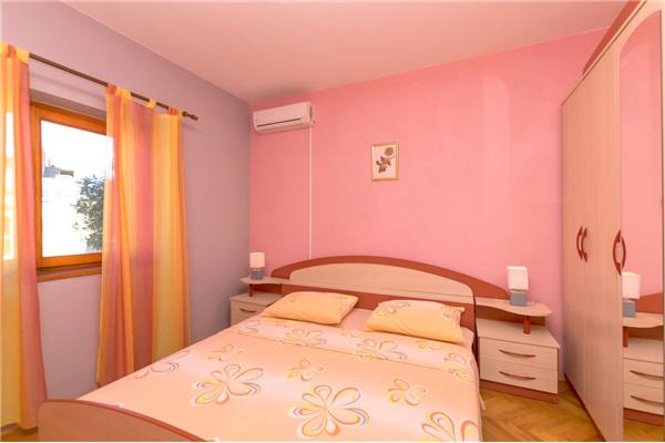 Apartment A1, for 4 persons
