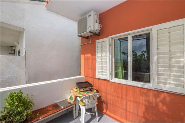 Apartment A1, for 5 persons