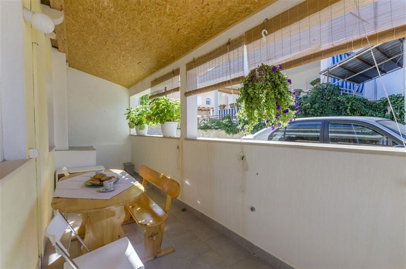 Apartment A2, for 3 persons