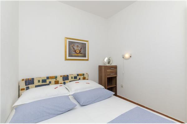 Apartment A3, for 5 persons