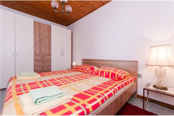 Apartment A1, for 3 persons