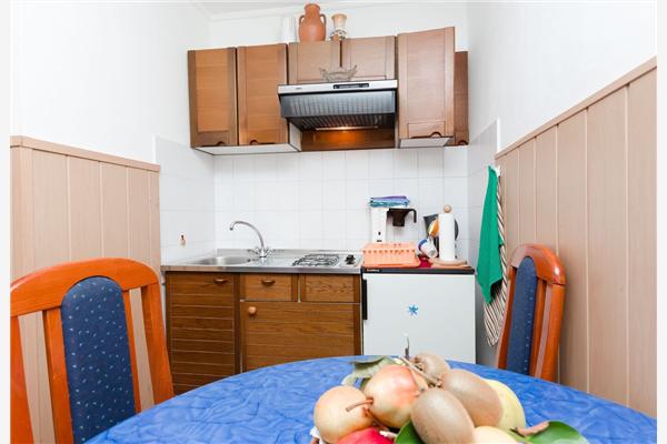 Apartment A2, for 3 persons