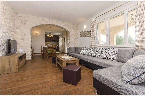 Apartment A1, for 10 persons