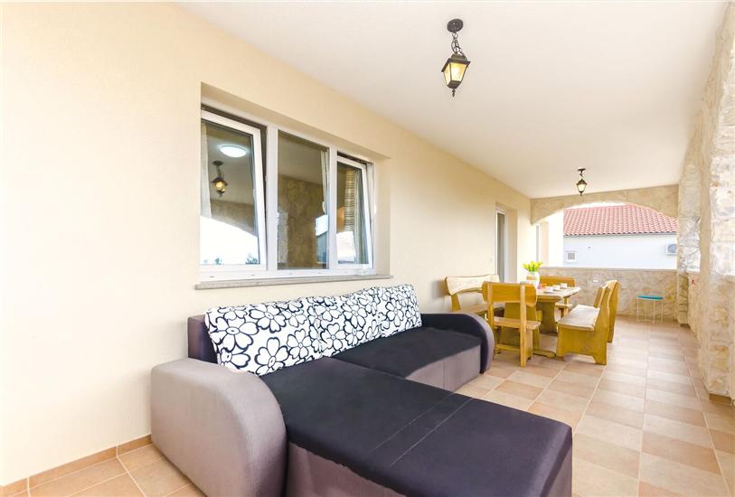 Apartment A1, for 10 persons