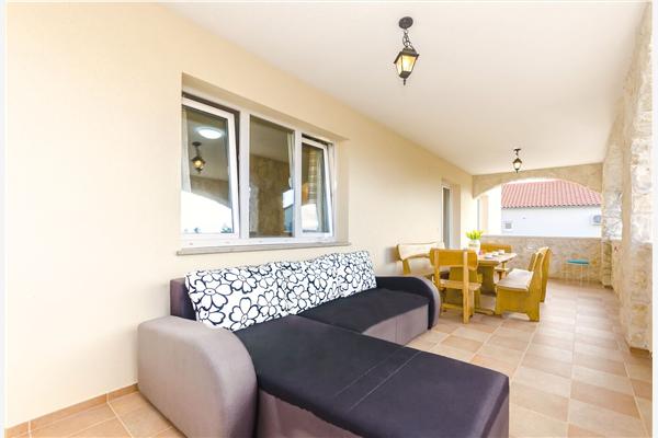 Apartment A1, for 10 persons