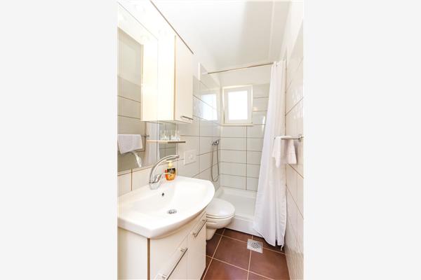 Apartment A1, for 10 persons