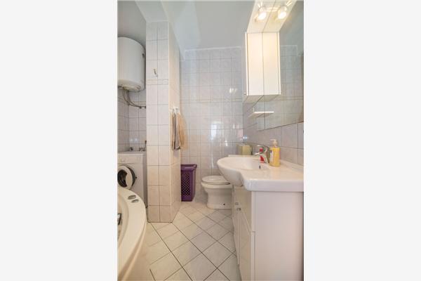 Apartment A1, for 7 persons