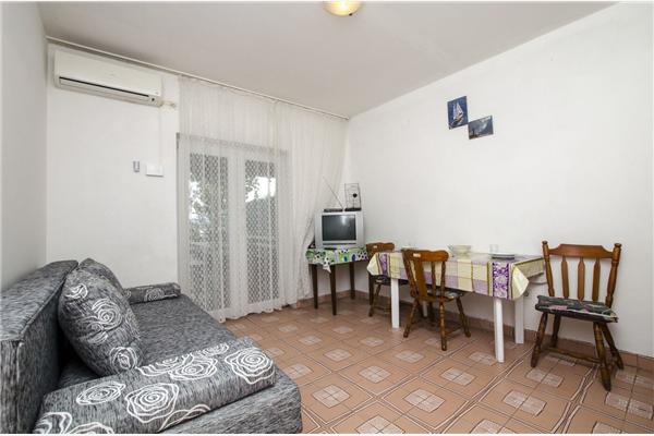 Apartment A2, for 4 persons