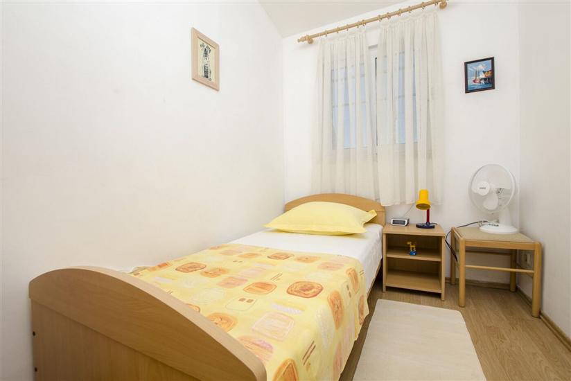 Apartment A1, for 3 persons