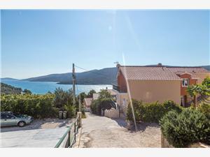 Appartement Split et la riviera de Trogir,RéservezMarijaDe 136 €