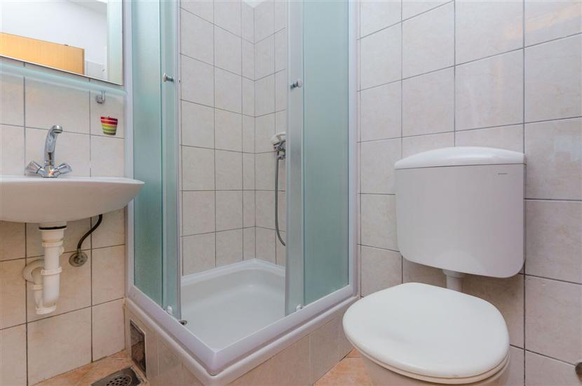 Apartment A4, for 3 persons